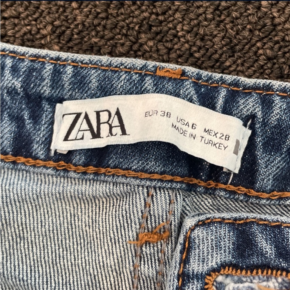 Zara Jeans